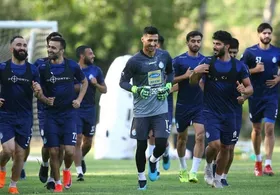 استقلالی&zwnj;ها منتظر علی کریمی