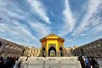 زیارت امین‌الله و آل یاسین در رواق حضرت نرجس خاتون (س) حرم رضوی طنین‌انداز می‌شود (۹ مهر ۱۴۰۵)