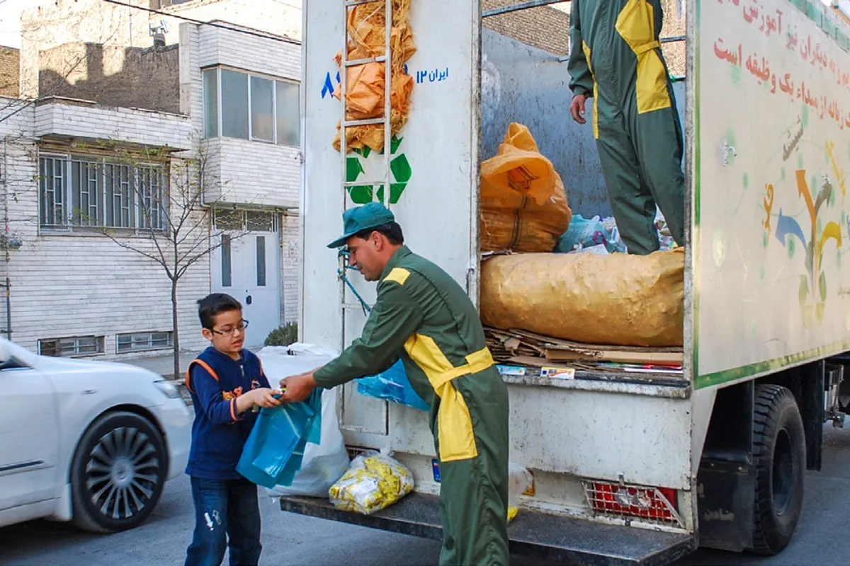 استقبال مشهدی‌ها از بازیافت آنلاین زباله خشک
