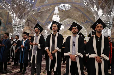 جشن دانش آموختگان علوم پزشکی کشور در حرم مطهر رضوی