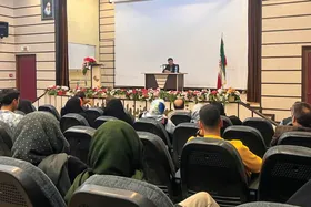 مجری و تهیه کننده تلویزیون: دانش و اطلاعات، پله ترقی مجری برنامه های تلویزیونی است