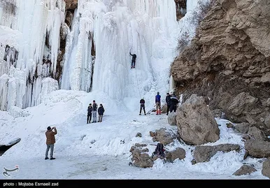 یخ نوردی در آبشار یخی خور خورسلماس