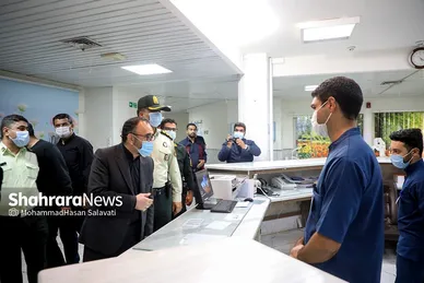عیادت مسئولین استانی از پلیس حادثه دیده در اغتشاشات اخیر