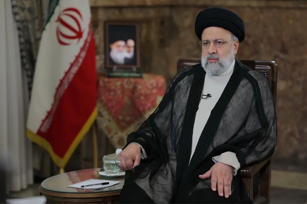 رئیسی: ایران قوی می‌تواند گزینه نظامی را از روی میز حذف کند | دولت از وعده ایجاد یک میلیون شغل در سال عقب نیست