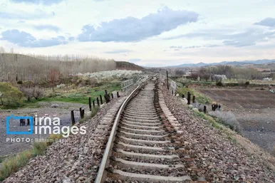 گزارش تصویری | حمله هوایی به پل راه‌آهن امین آباد زنجان
