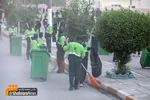پاکبان‌های مشهدی، خیابان‌های نجف را رفت و روب می‌کنند