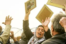 گفتگو با لیلی عاج، نویسنده و کارگردان &laquo;سرهنگ ثریا&raquo; چهل و یکمین جشنواره فیلم فجر | احساس غریبگی می&zwnj;کنم