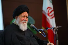 آیت&zwnj;الله علم&zwnj;الهدی: جهاد تبیین برای بیداری جامعه ضروری است | روحیه مبارزه طلبی باید محور فعالیت نیروی&zwnj;های انقلابی باشد