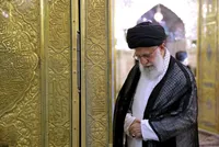 روایت شفق از غزلی که به انتخاب رهبر شهید انقلاب با خط طلایی در روضه منوره حرم رضوی ماندگار شد