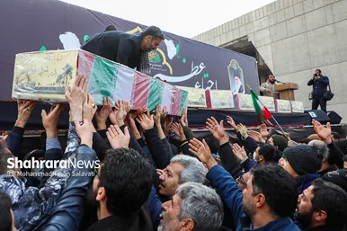تشییع پیکر مطهر ۱۰ شهید گمنام در مشهد