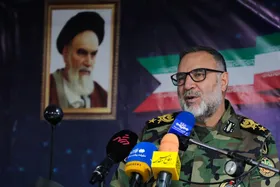فرمانده نیروی زمینی ارتش: ساخت ۱۷ پادگان در کشور آغاز شد| در مرز&zwnj;های شرقی بهترین سنگر&zwnj;ها و پایگاه&zwnj;های مرزی را ساختیم