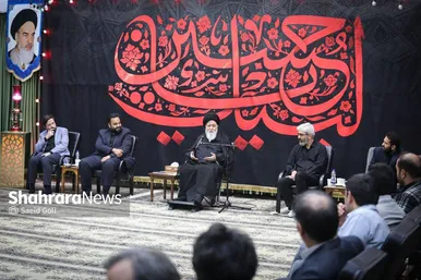 دیدار جمعی از خبرنگاران و کارمندان مؤسسه فرهنگی شهرآرا با نماینده ولی‌فقیه در خراسان‌رضوی