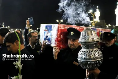 مراسم وداع با شهدای حادثه تروریستی شاهچراغ در حرم مطهر رضوی
