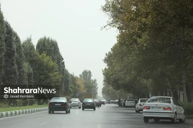 تصاویری از آلوده‌ترین صبح مشهد در قرن جدید (۱۵ مرداد ۱۴۰۲)