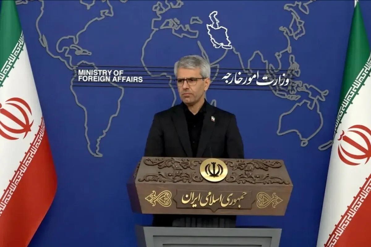 بقایی در نشست خبری: تمام کشورهای همسایه در مراسم تشییع رهبر شهید انقلاب حضور دارند (۹ تیر ۱۴۰۵)