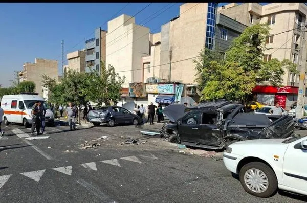 تصادف مرگبار تریلر با ۱۱ خودرو در خیابان استخر تهران (۲۵ مرداد ۱۴۰۳) + عکس