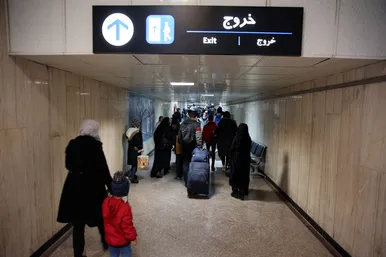 ورود مسافران نوروزی از طریق ناوگان ریلی به مشهد