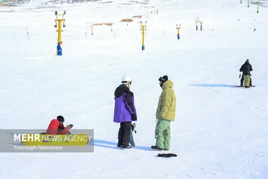 پیست اسکی توچال در روزهای زمستان