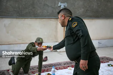 افطار به وقت خدمت