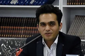 شاعر یا نویسنده نمی&zwnj;تواند مانند یک ربات به صورت مداوم، اثر تولید کند