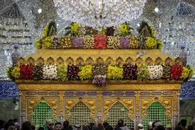 ویدئو| گل آرایی حرمین شریفین کربلا به مناسبت آغاز ماه شعبان