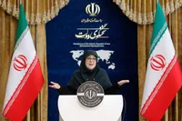 مهاجرانی: وام ازدواج حذف نمی شود | تصمیمی برای افزایش قیمت بنزین گرفته نشده است