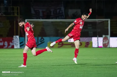 قهرمانی پرسپولیس در لیگ بیستم