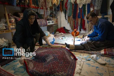 گزارش تصویری | «رفوگری»؛ هنری رو به خاموشی