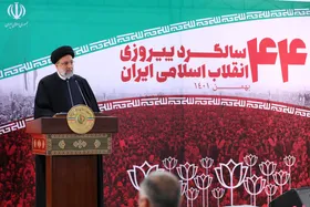 خبر مهم رئیس&zwnj;جمهور در راهپیمایی ۲۲ بهمن| امتداد رویکرد عفو رهبری به حوزه&zwnj;های سیاسی و اجتماعی+ جزئیات و فیلم