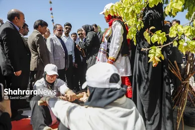 گزارش تصویری | جشن گل‌های محمدی روستای فرخد خراسان رضوی