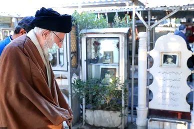 حضور رهبر معظم انقلاب در مرقد مطهر امام خمینی(ره) و گلزار شهیدان