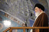 آیت‌الله علم‌الهدی: شهید رئیسی مدیری کم‌نظیر در مردمی بودن | شهید جمهور سرمایه اجتماعی نظام را افزایش داد