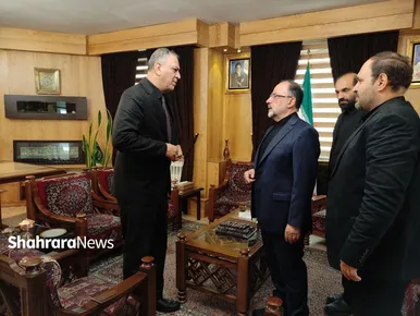 حضور سرکنسول کشور‌های خارجی، مسئولان و مدیران مشهد و خراسان رضوی در محل نمایندگی وزارت امور خارجه در شمال شرق کشور