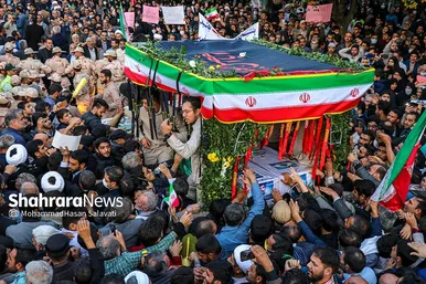 استقبال و تشییع پیکر مطهر شهدای حادثه تروریستی حرم شاهچراغ در مشهد