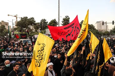تشییع پیکر مطهر ۵ شهید مدافع حرم در مشهد
