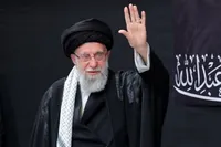 دستیار رهبر شهید انقلاب اسلامی: اصل ۱۱۱ قانون اساسی تا تعیین جانشین رهبری اجرا خواهد شد