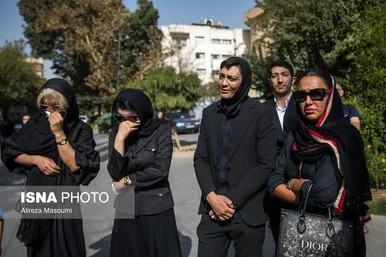عکس‌هایی از مراسم تشییع پیکر امید جهان (۲۵ شهریور ۱۴۰۴)