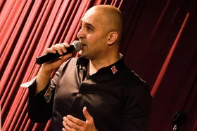 خوانندگی &laquo;نیما رئیسی&raquo; در شب خاطره&zwnj;ها + فیلم