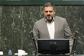 انتقاد تند سخنگوی کمیسیون آموزش از دولت: معلمان رها شده&zwnj;اند؛ حسابشان پر از خالی است