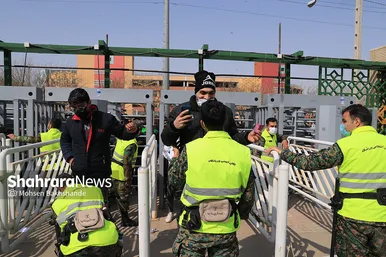 ورزشگاه امام رضا(ع)‌ قبل از شروع بازی فوتبال ایران و لبنان