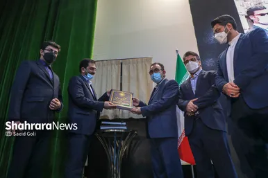 بهره برداری و رونمایی از فضای تفریحی ورزشی و ناوگان اتوبوسرانی ویژه افراد دارای معلولیت