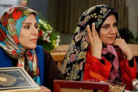 اجرای نمایش &laquo;شب&zwnj;های طهرون&raquo; در پردیس تئاتر و موسیقی باغ کتاب تهران به کارگردانی فلورا سام