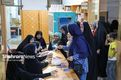 عکس‌هایی از دور دوم انتخابات ریاست جمهوری در مشهد (۵)