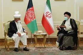 رئیسی و اشرف غنی با یکدیگر دیدار کردند | رئیسی: همسایگان جایگاهی مهم در سیاست خارجی ما دارند
