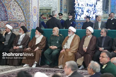 گزارش تصویری | آیین گرامیداشت شهدای خدمت در حرم امام‌رضا(ع) (۱۸ اردیبهشت ۱۴۰۴)