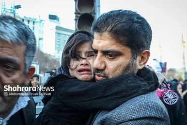 تشییع پیکر بانوی شهیده فاطمه دهقان از شهدای حادثه تروریستی کرمان