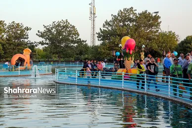 جشنواره گل و شیرینی در بوستان ارم