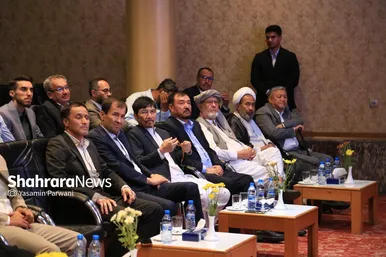 مراسم بدرقه تیم ملی فوتسال افغانستان در مشهد با حضور خداداد عزیزی