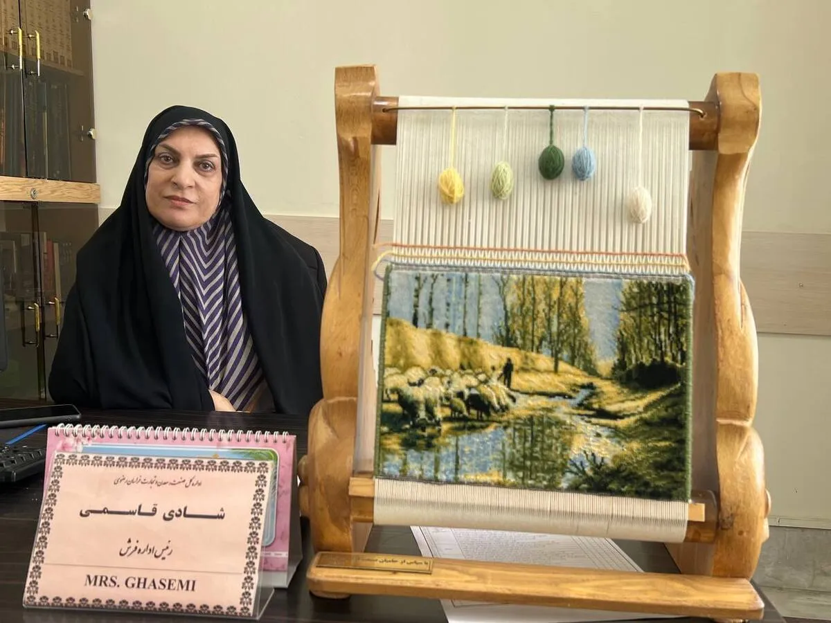 ۷۰ درصد بافندگان فرش دستباف بانوان هستند