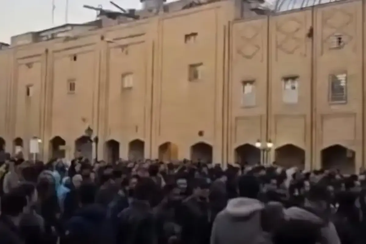 تجمع پراکنده بازاریان در مشهد (۱۶ دی ۱۴۰۴)